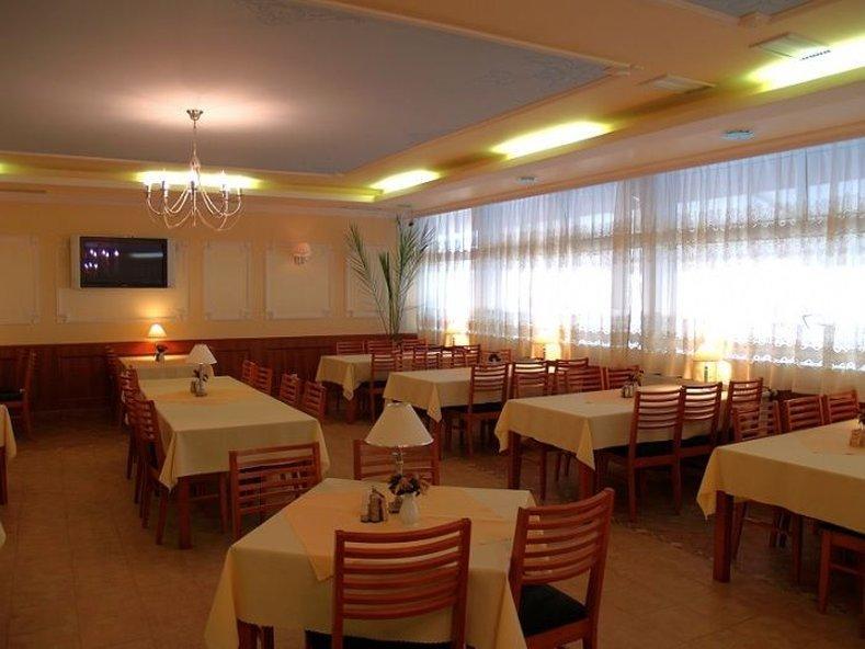 Teplička nad Váhom 安东旅馆酒店 外观 照片