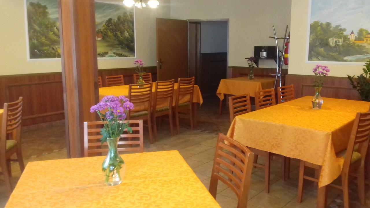 Teplička nad Váhom 安东旅馆酒店 外观 照片